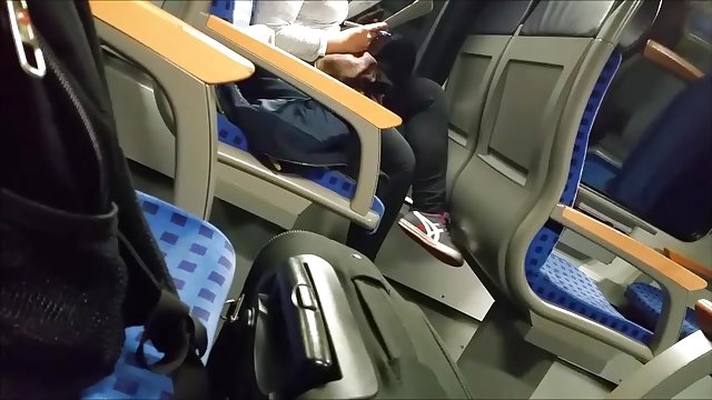 با ماساژ تا حد زیادی هیجان زده فیلم سکسی برازرس جدید شد و مشتری را لعنت کرد
