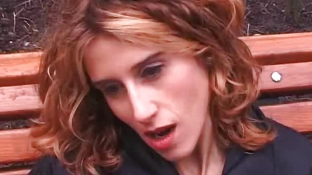 معشوق زحمتکش یک از دست دادن عمیق به کانال سکسی برازرس در تلگرام دوستان می دهد